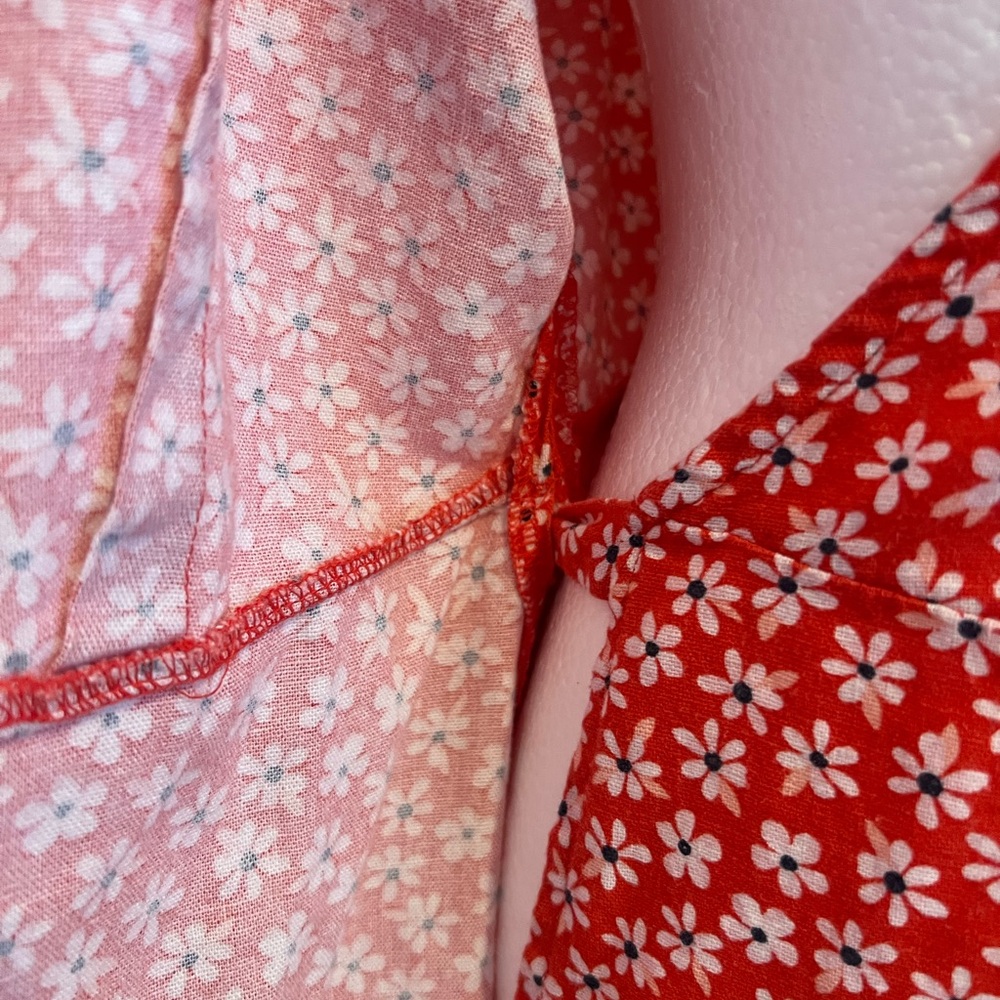 Red and white floral wrap dress - Picture 7 of 13